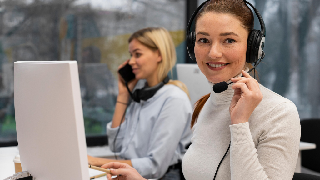 a call centre employee (but 1920x1080)